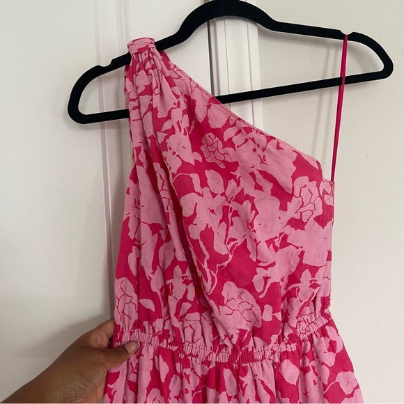Hyacinth House Tuckernuck Pink Floral One Shoulder Sybil Maxi Dress - Picture 4 of 9